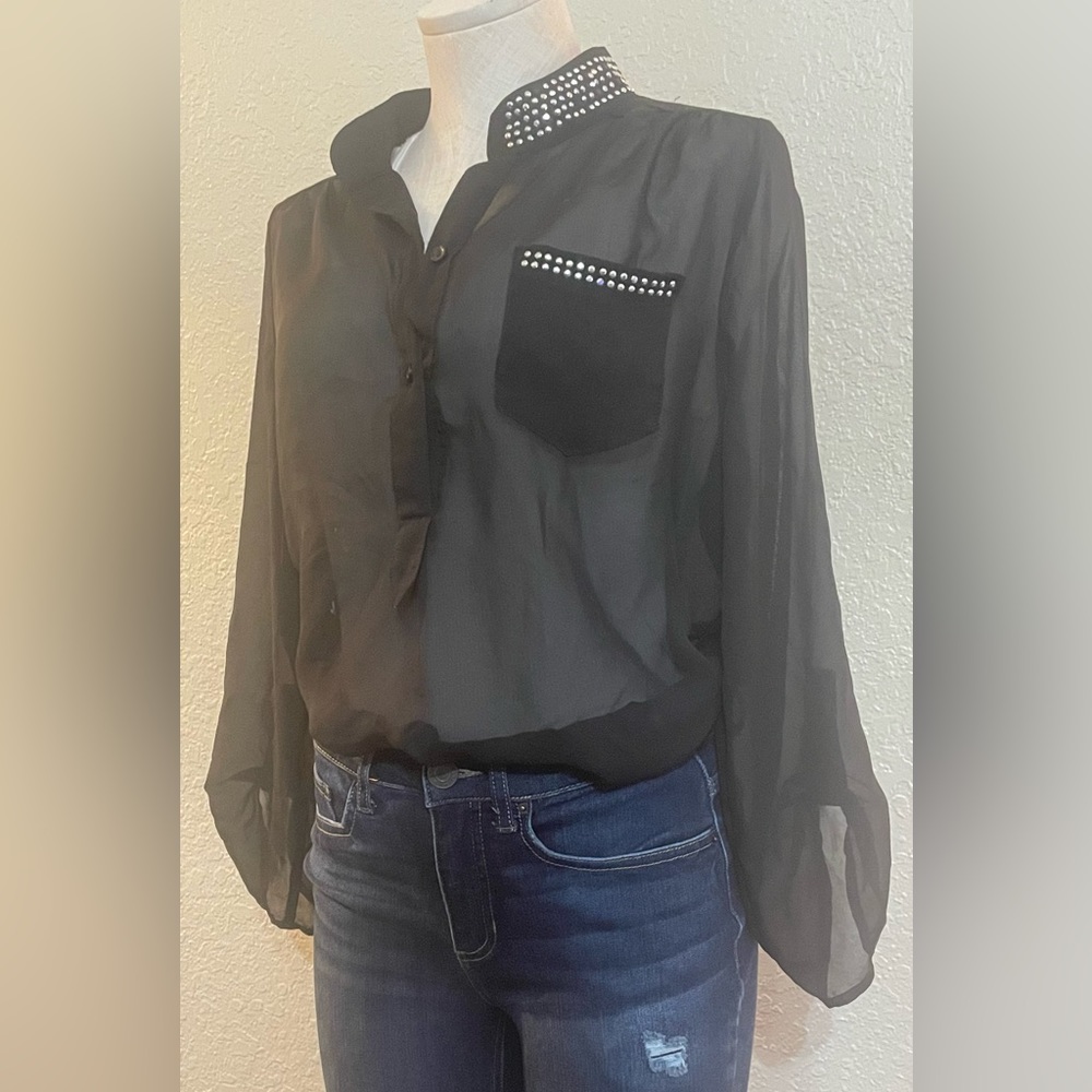 Black Sheet button up